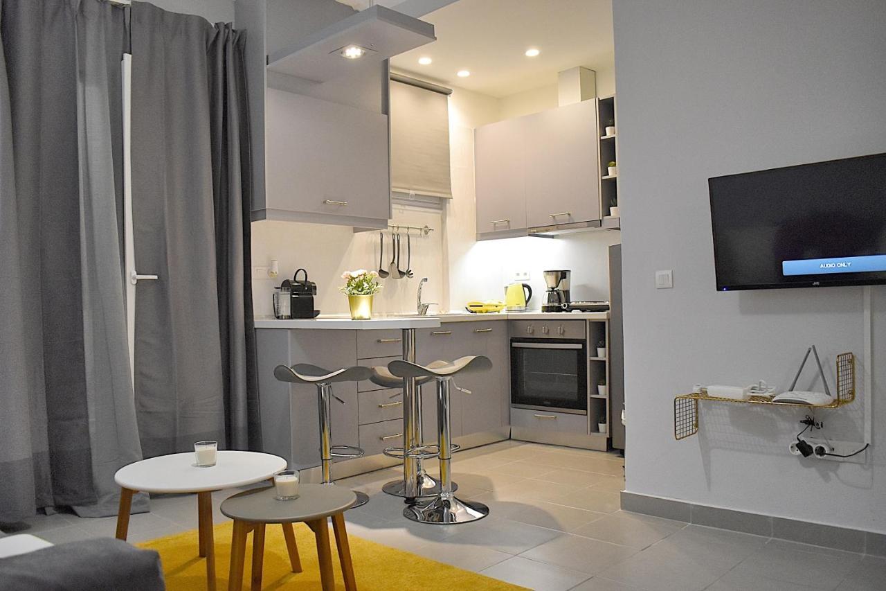 Check Point - Acropolis Apartment เอเธนส์ ภายนอก รูปภาพ