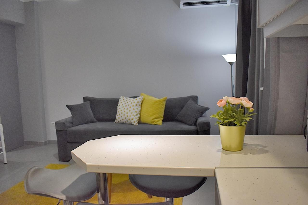 Check Point - Acropolis Apartment เอเธนส์ ภายนอก รูปภาพ